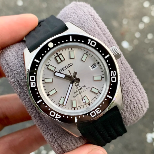 SEIKOMARINER | WHITE BLACK