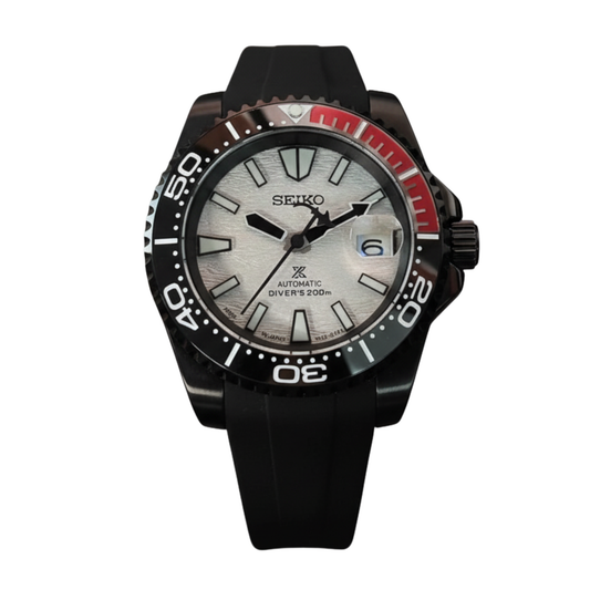 SEIKOMARINER | SHARK RED