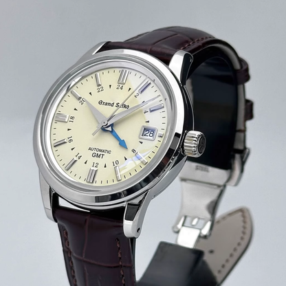 GRANDMASTER | SAPPHIRE BROWN