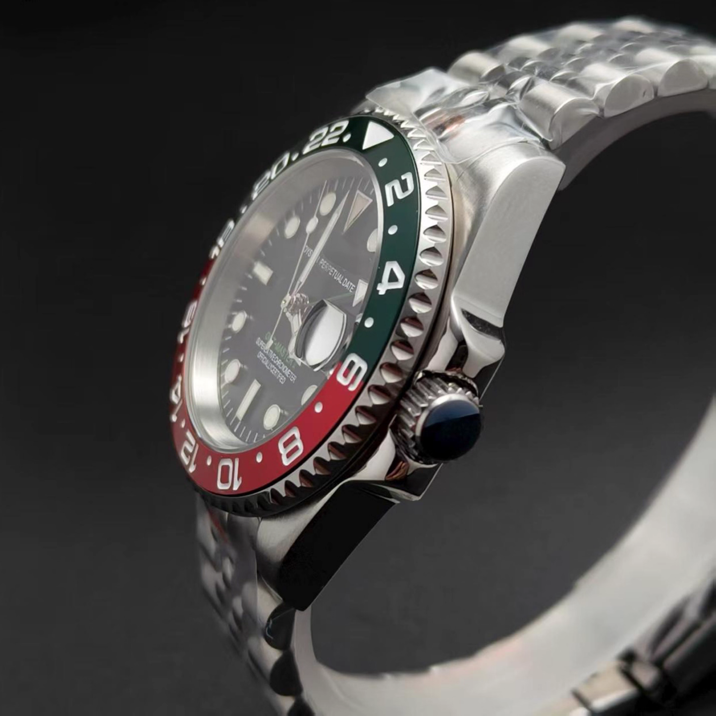 GMT-S | GREEN RED