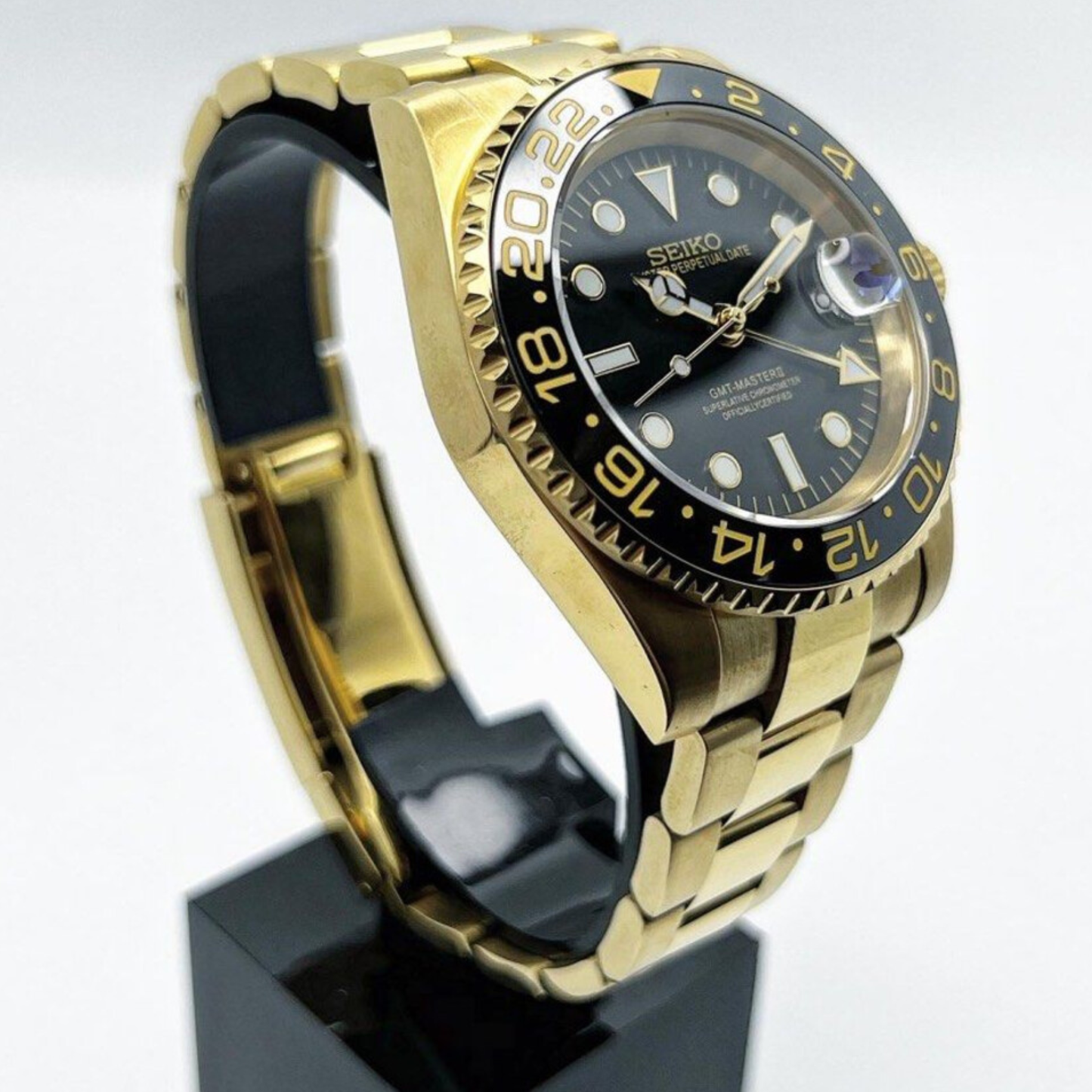 GMT-S | GOLD - BLACK