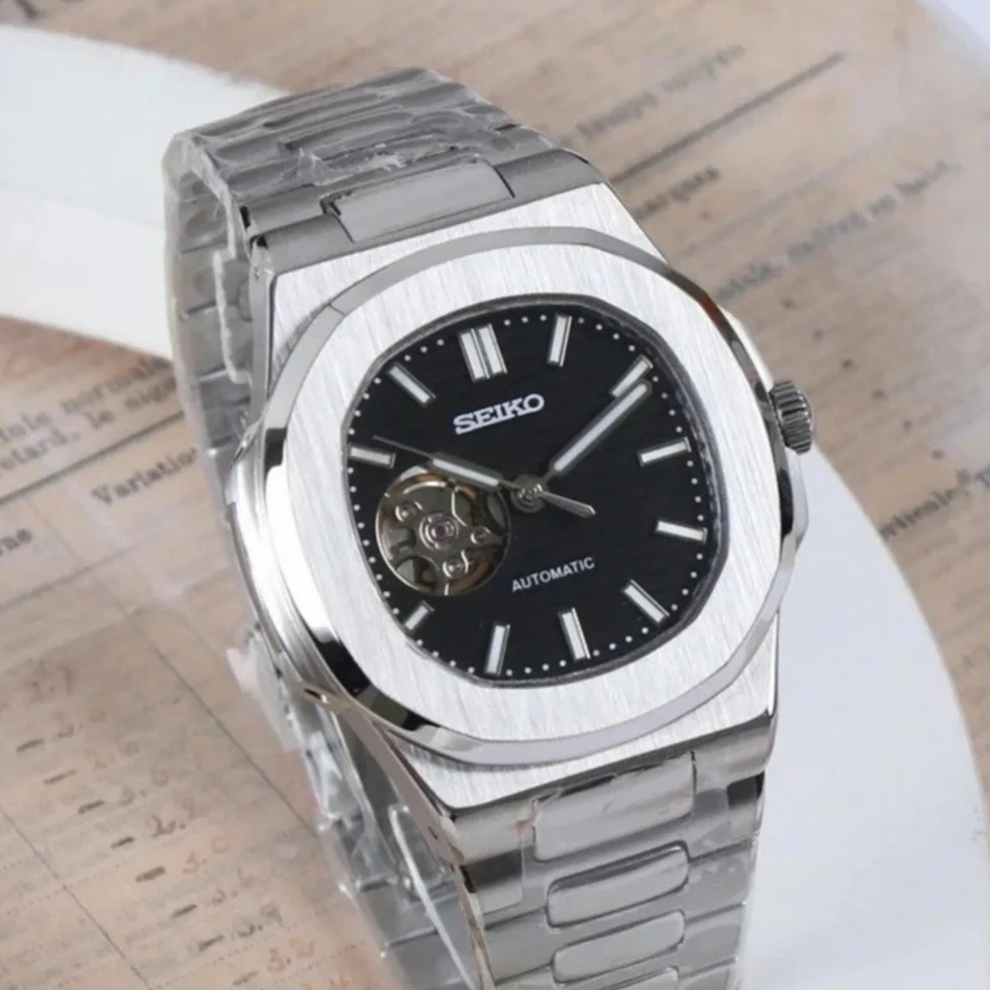 SATIKO | SKELETON BLACK