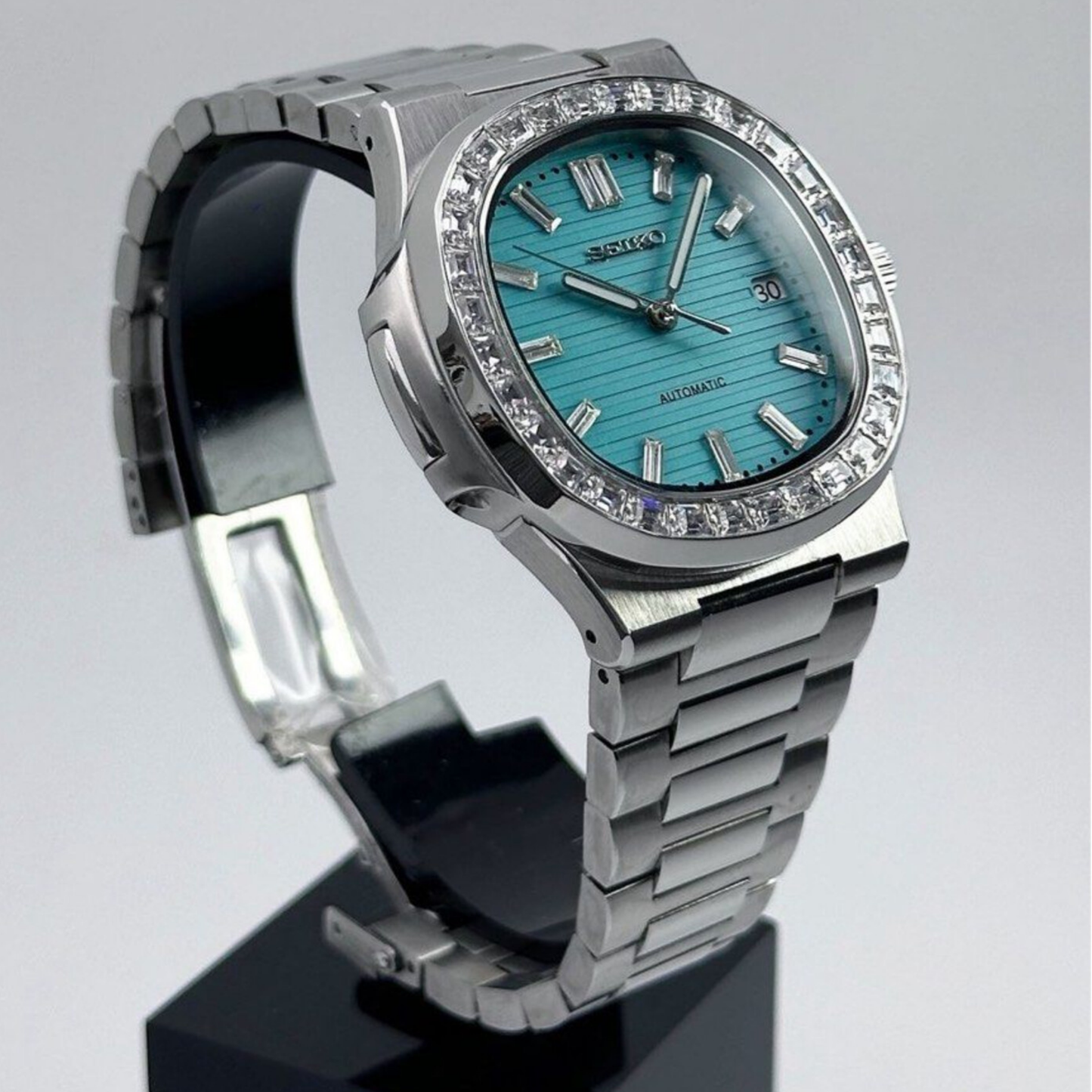 SATIKO | TIFFANY DIAMOND